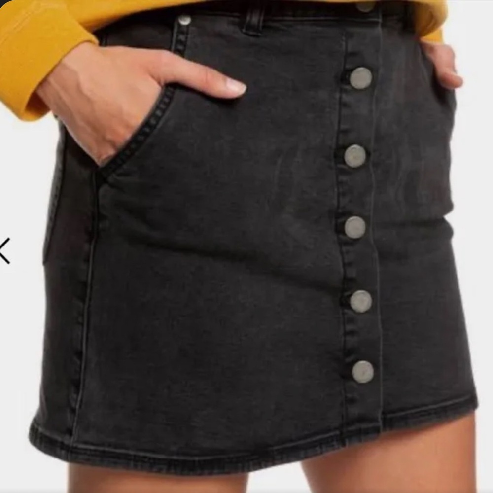 Roxy | Button Down Mini Skirt